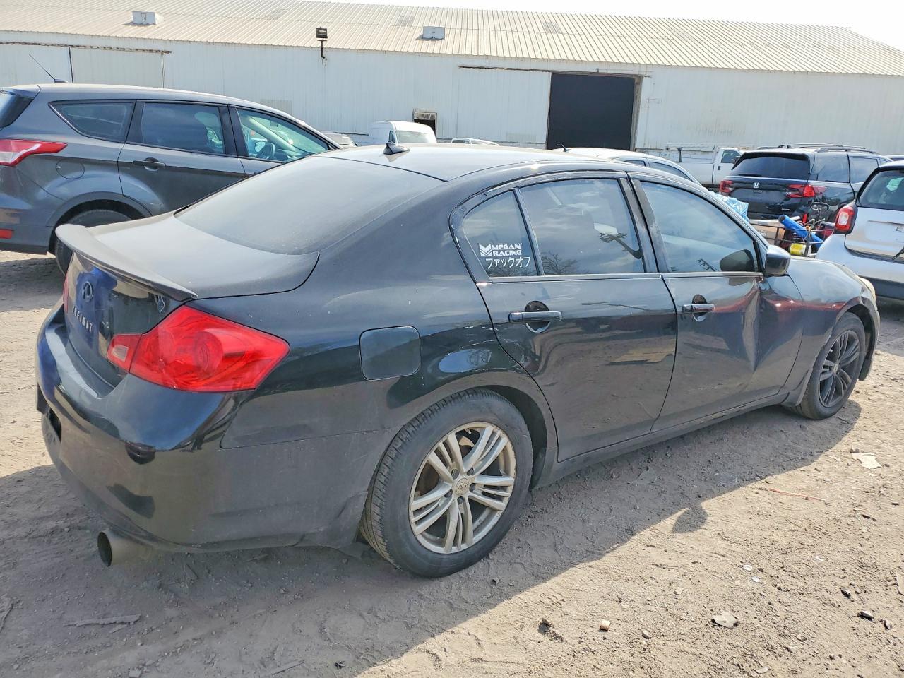 2011 INFINITI G25