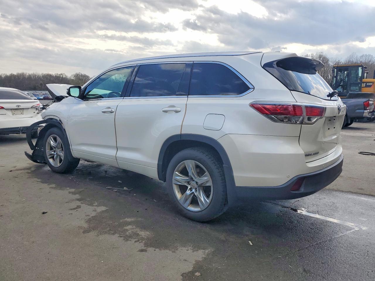 2015 TOYOTA HIGHLANDER