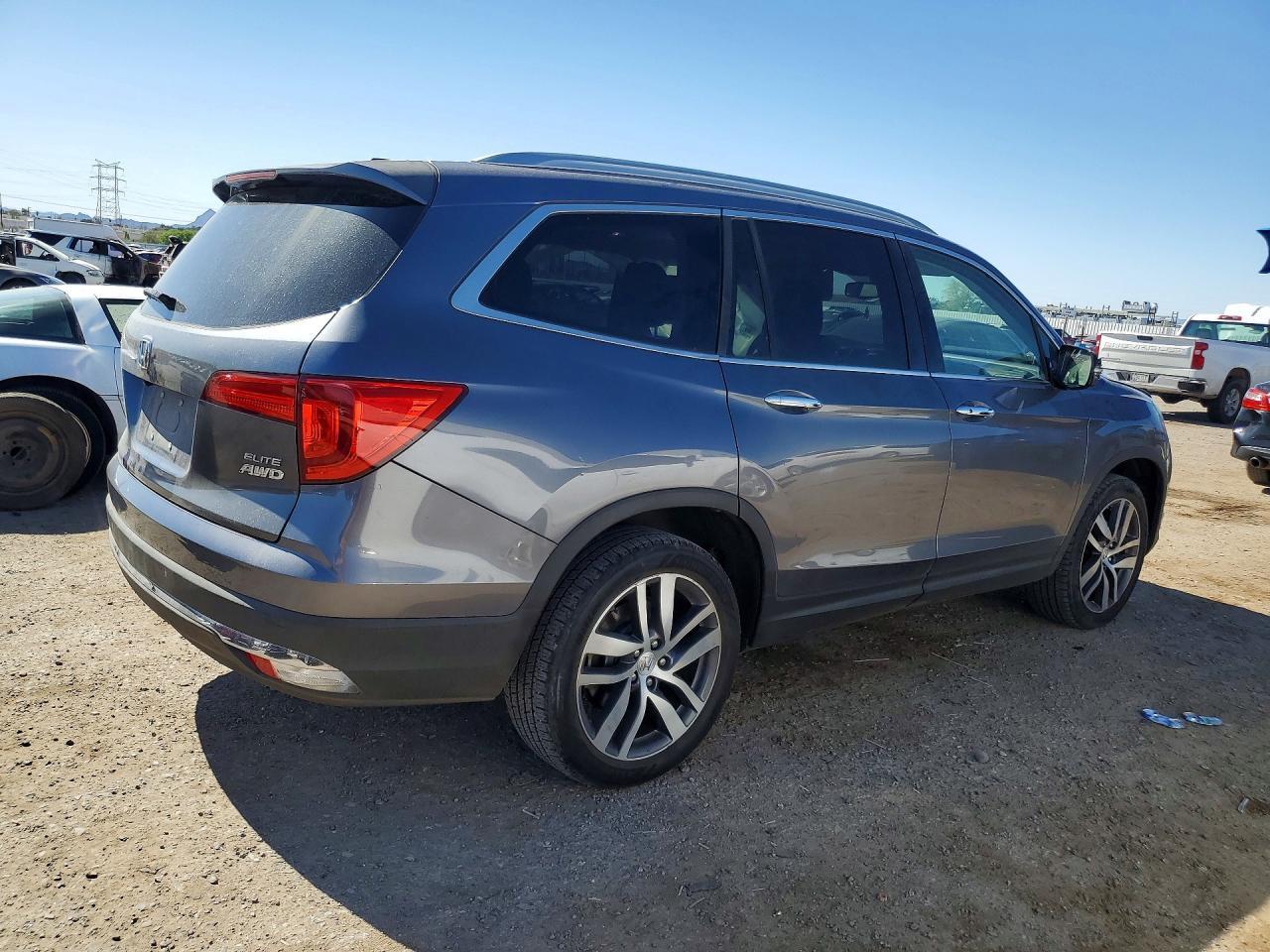 2016 HONDA PILOT