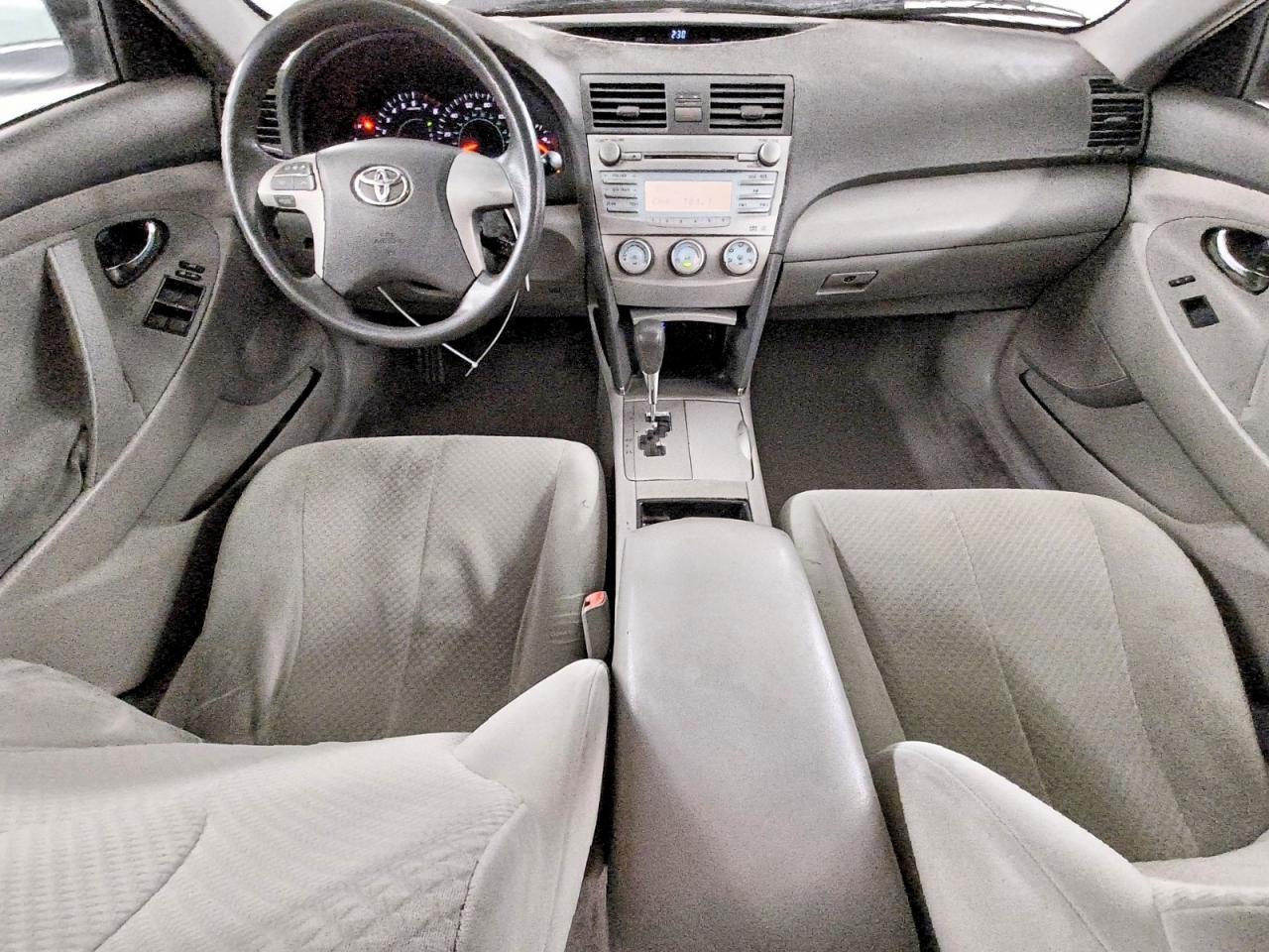 2009 TOYOTA CAMRY