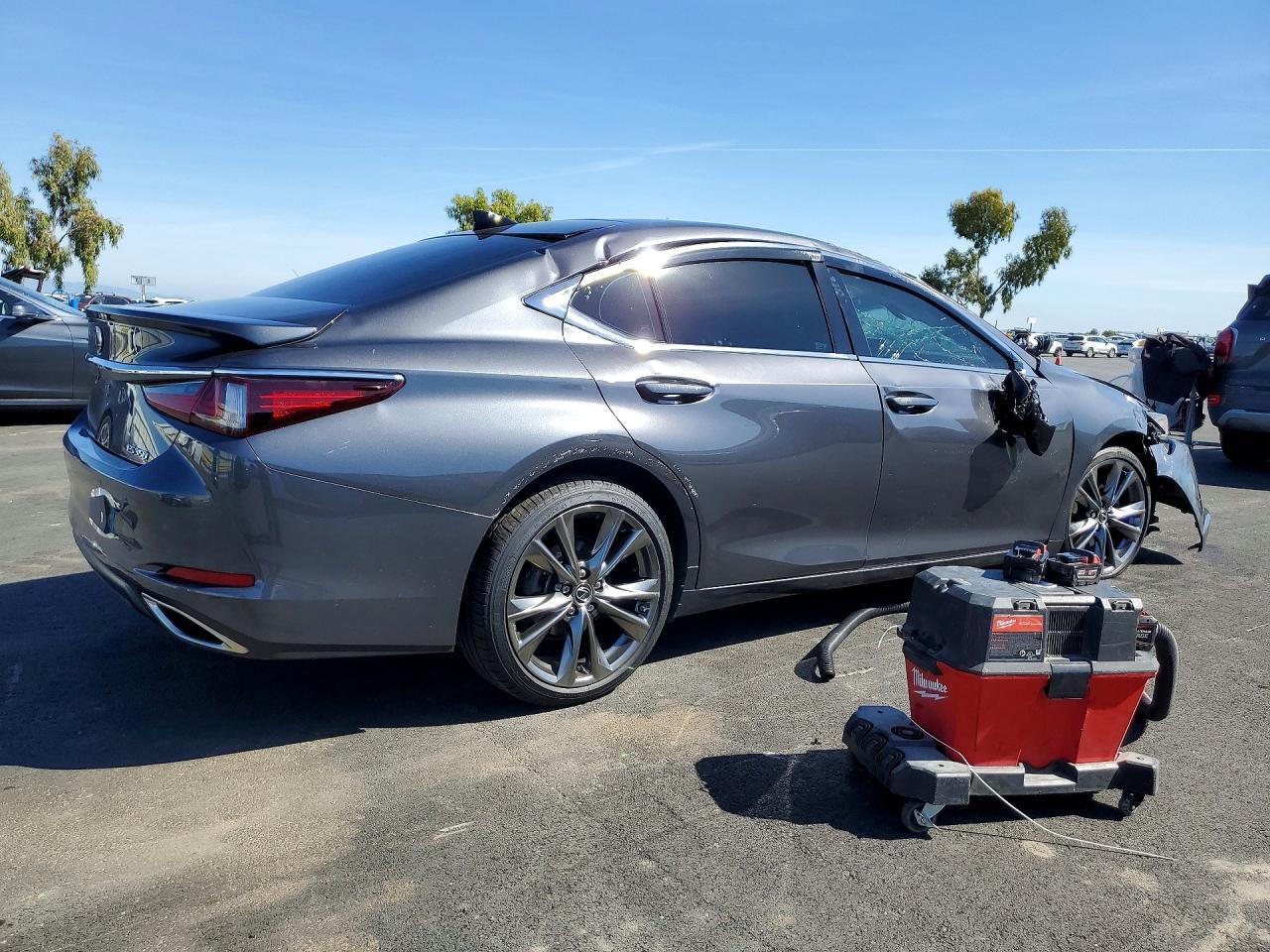 2023 LEXUS ES 350
