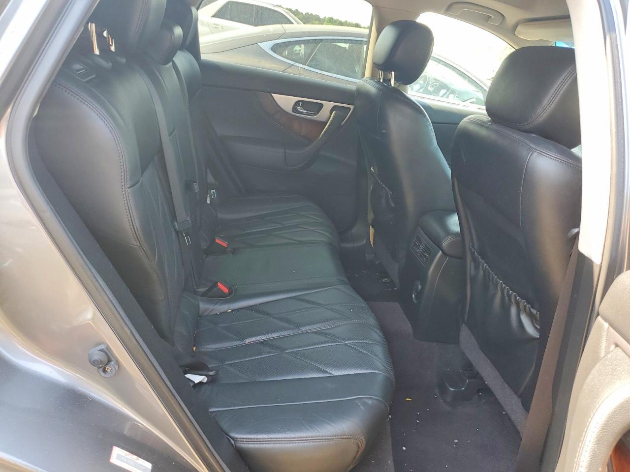 2012 INFINITI FX35