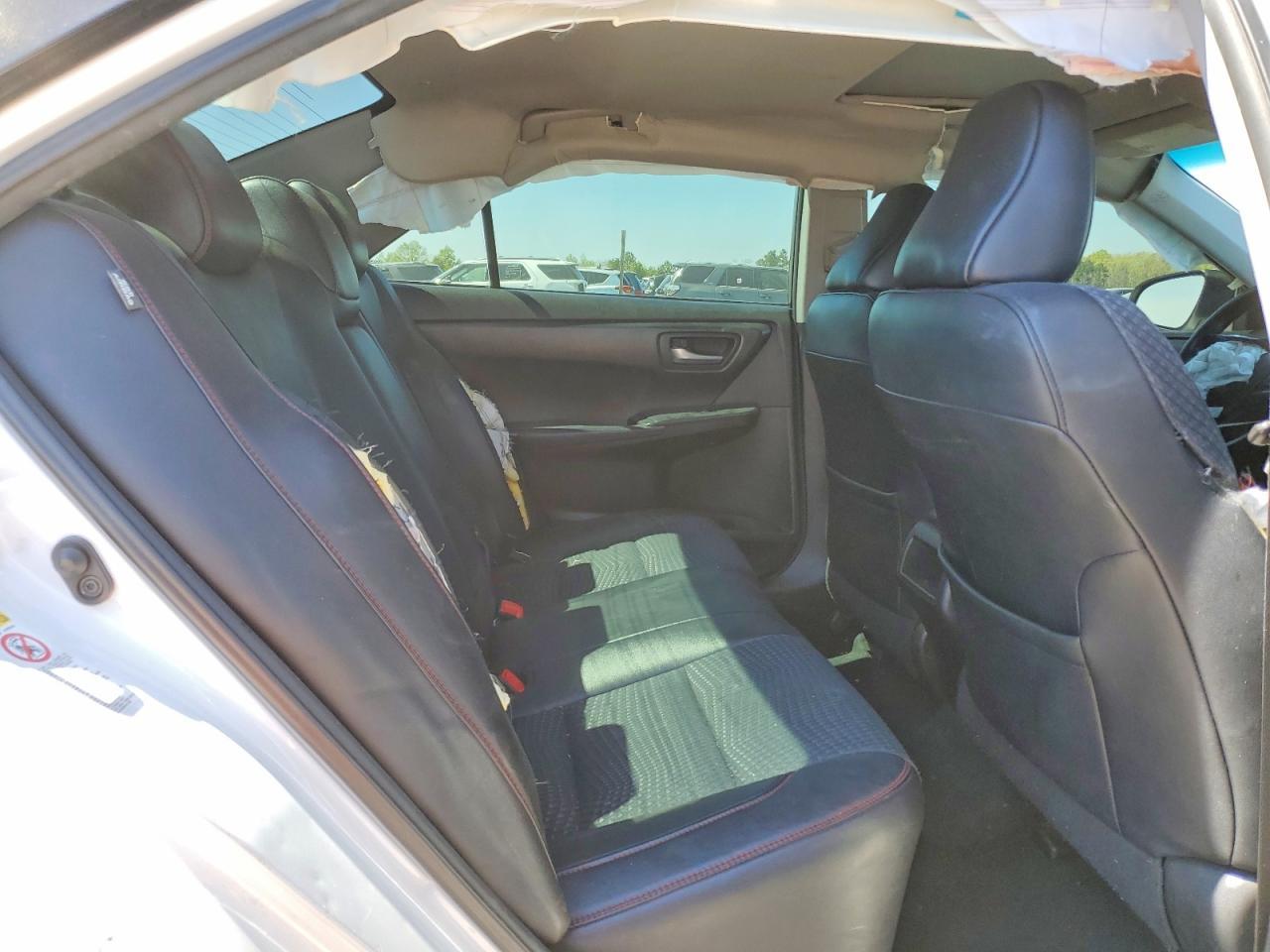 2015 TOYOTA CAMRY