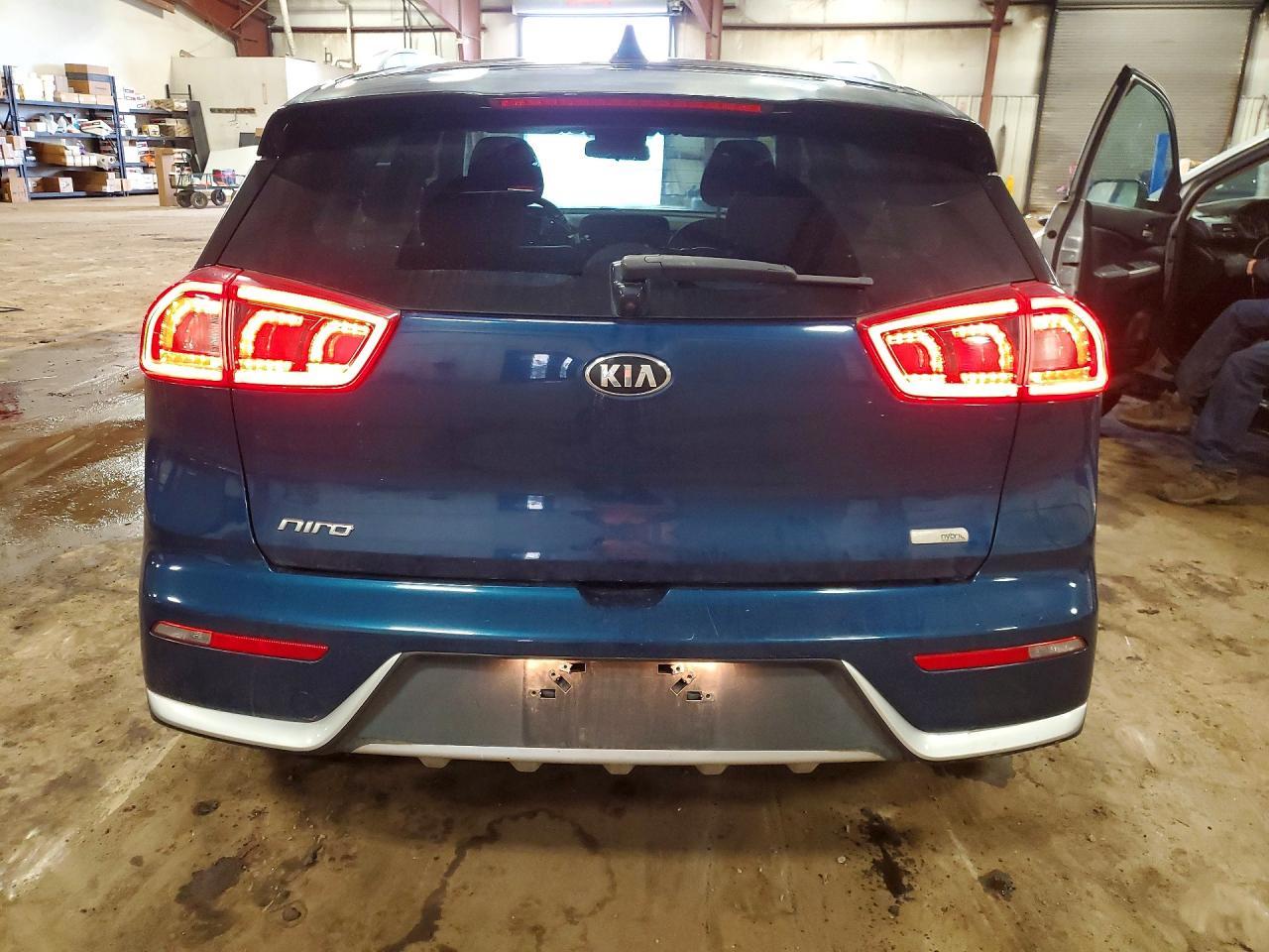 2017 KIA Niro