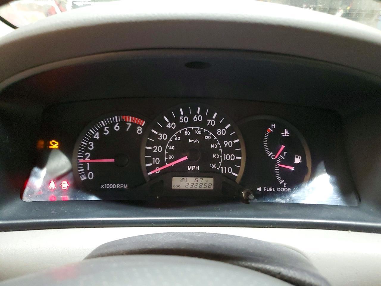 2004 TOYOTA COROLLA