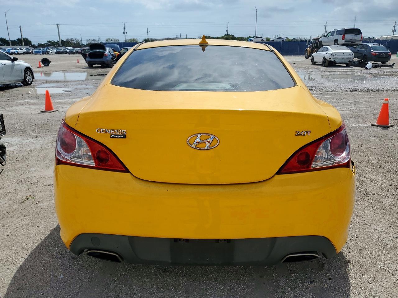 2011 HYUNDAI GENESIS