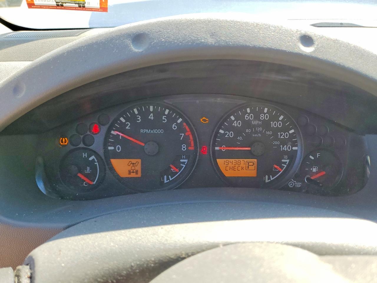 2012 NISSAN Frontier