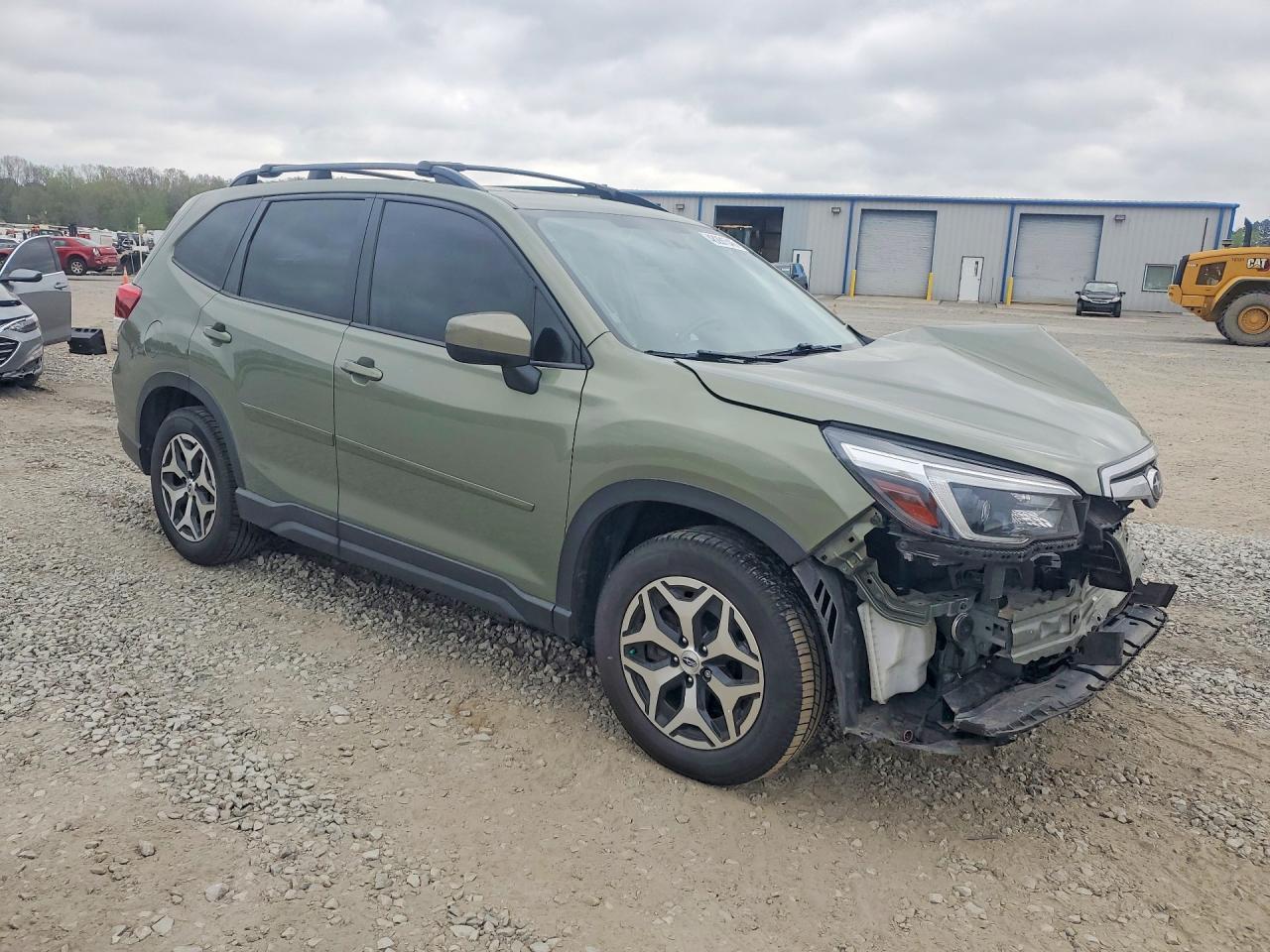 2021 SUBARU FORESTER