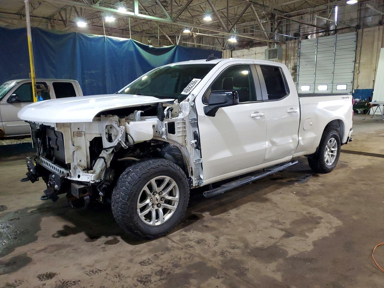 2021 CHEVROLET Silverado