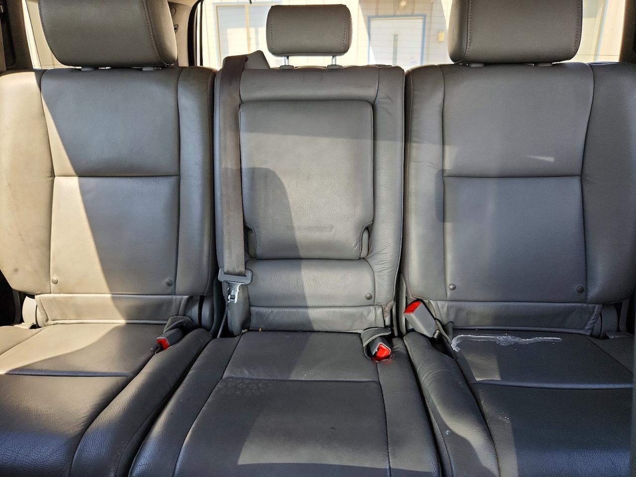 2015 TOYOTA Sequoia