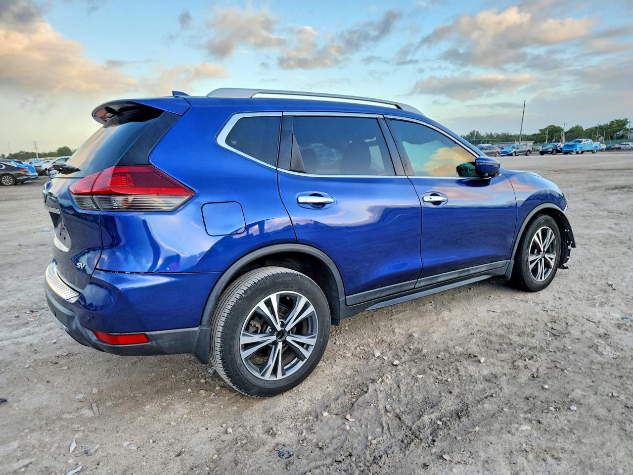 2019 NISSAN ROGUE