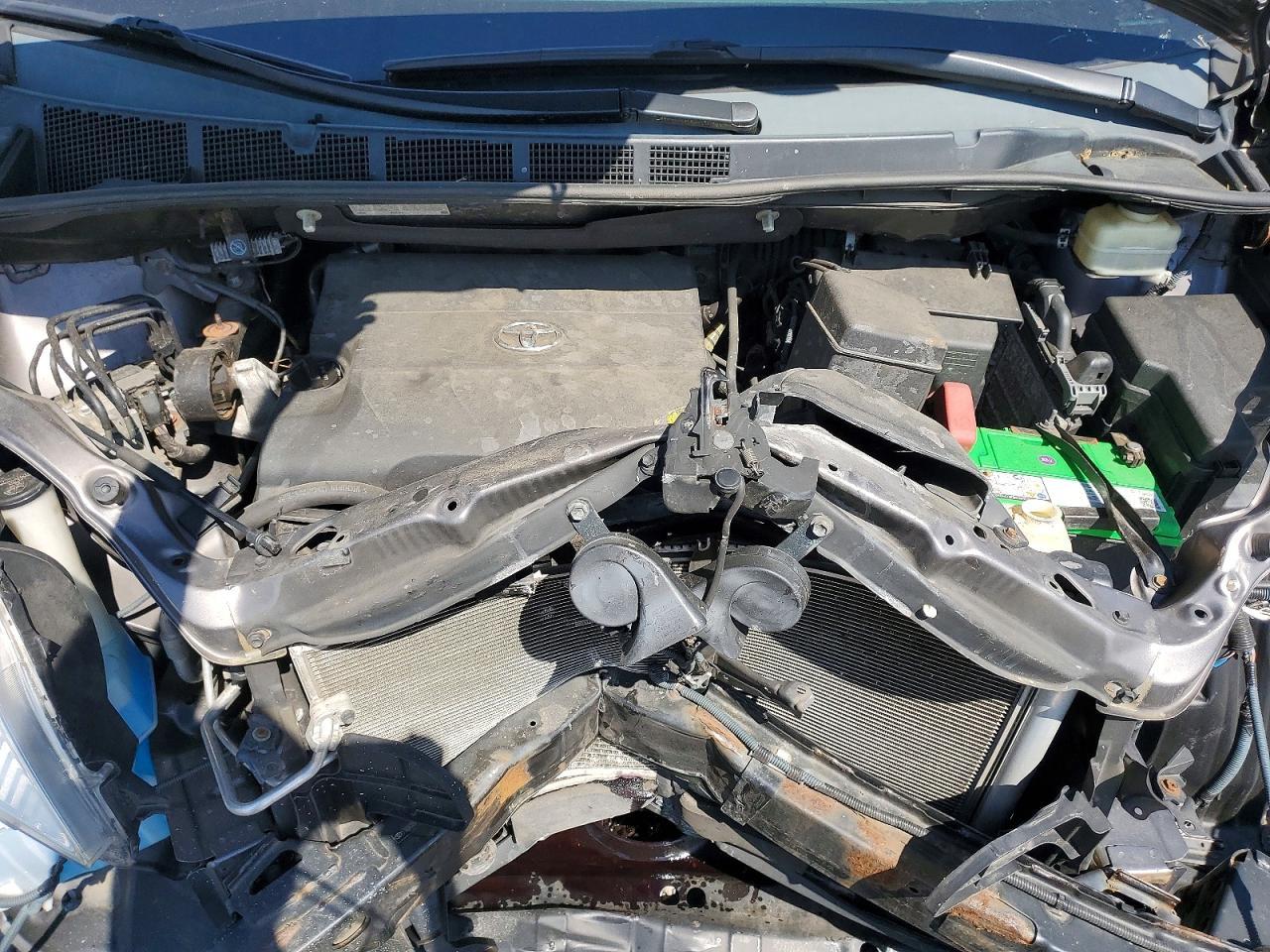 2015 TOYOTA SIENNA