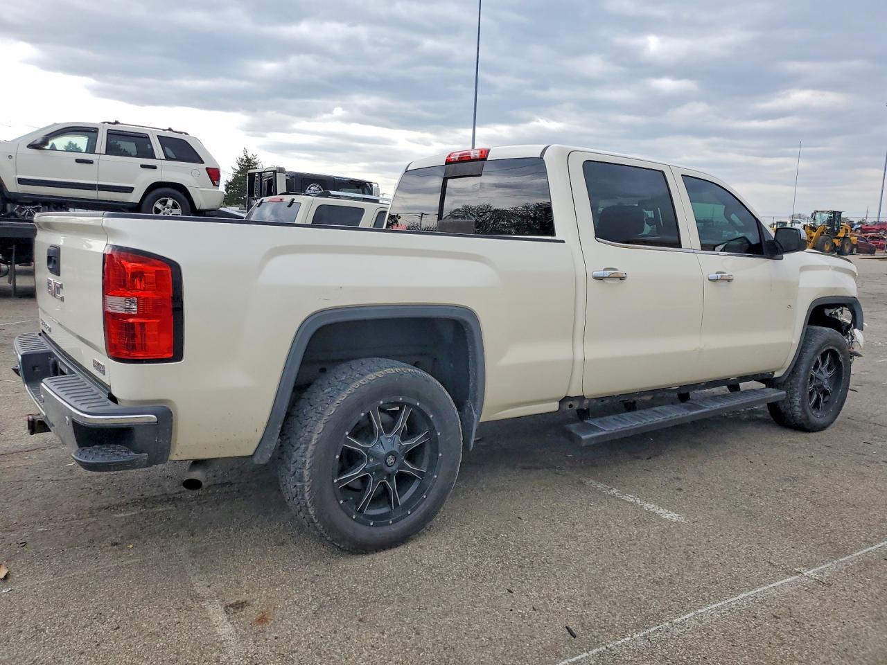 2014 GMC Sierra