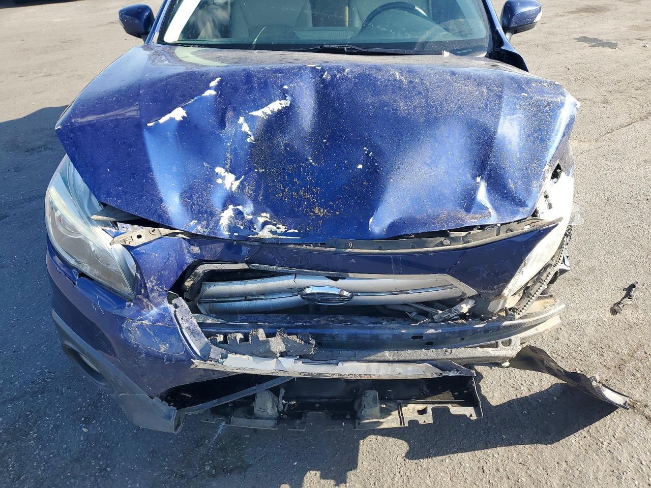 2015 SUBARU Outback