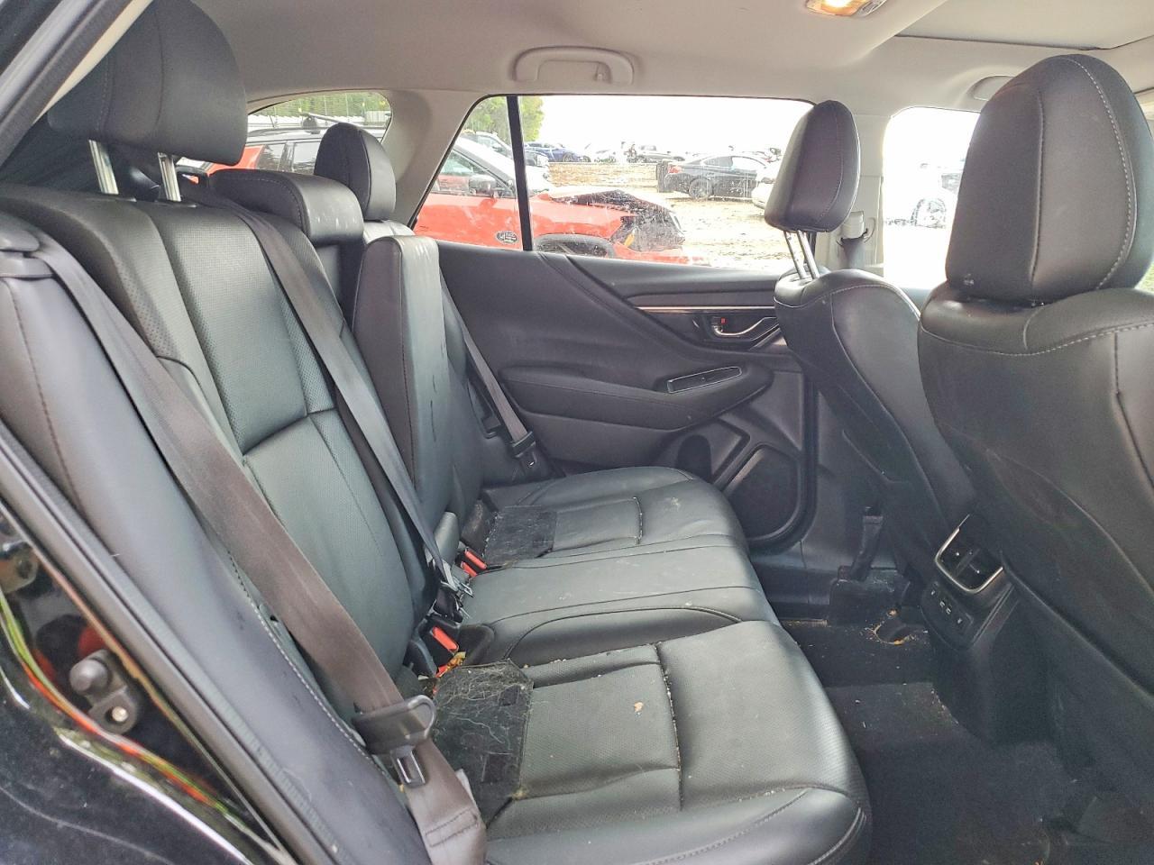 2022 SUBARU Outback