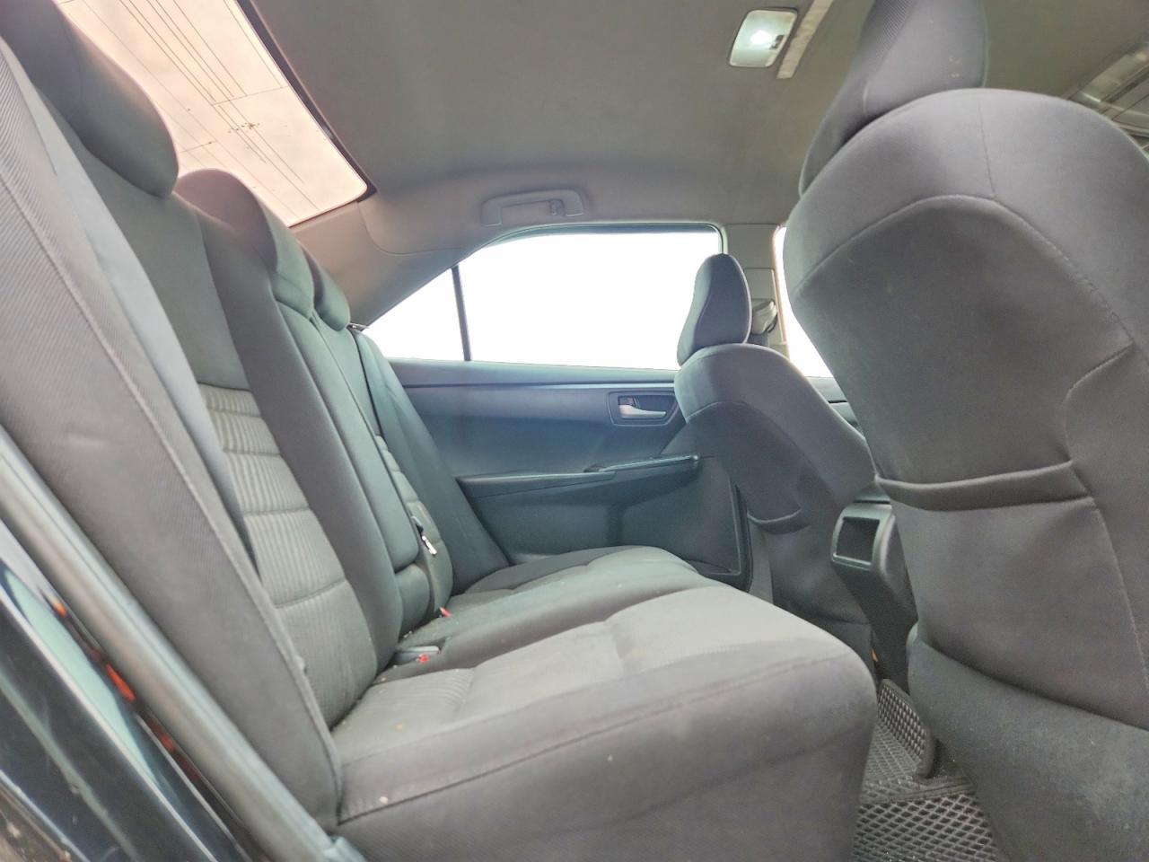 2016 TOYOTA CAMRY