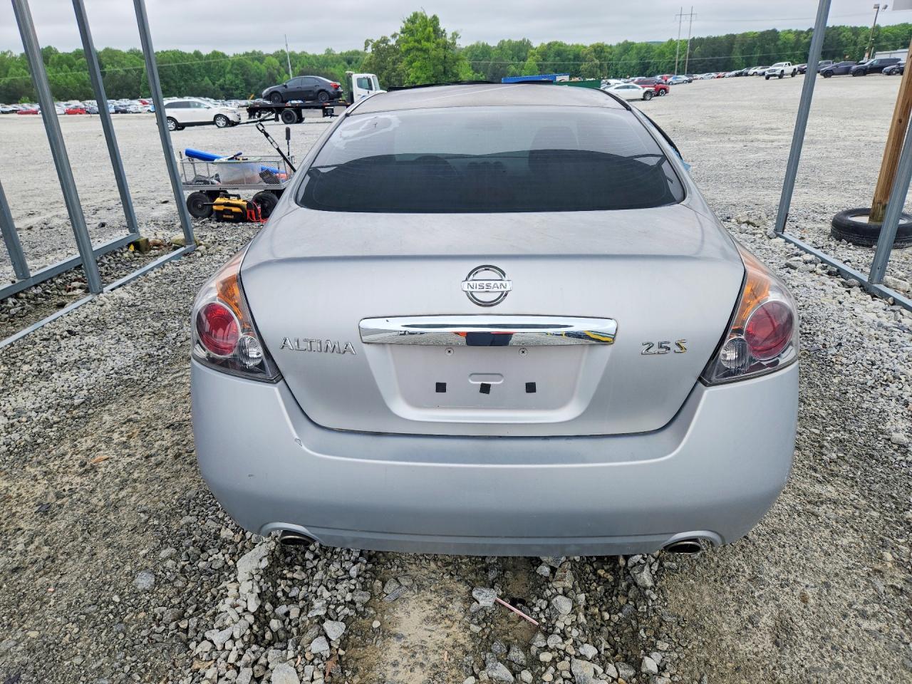 2010 NISSAN ALTIMA