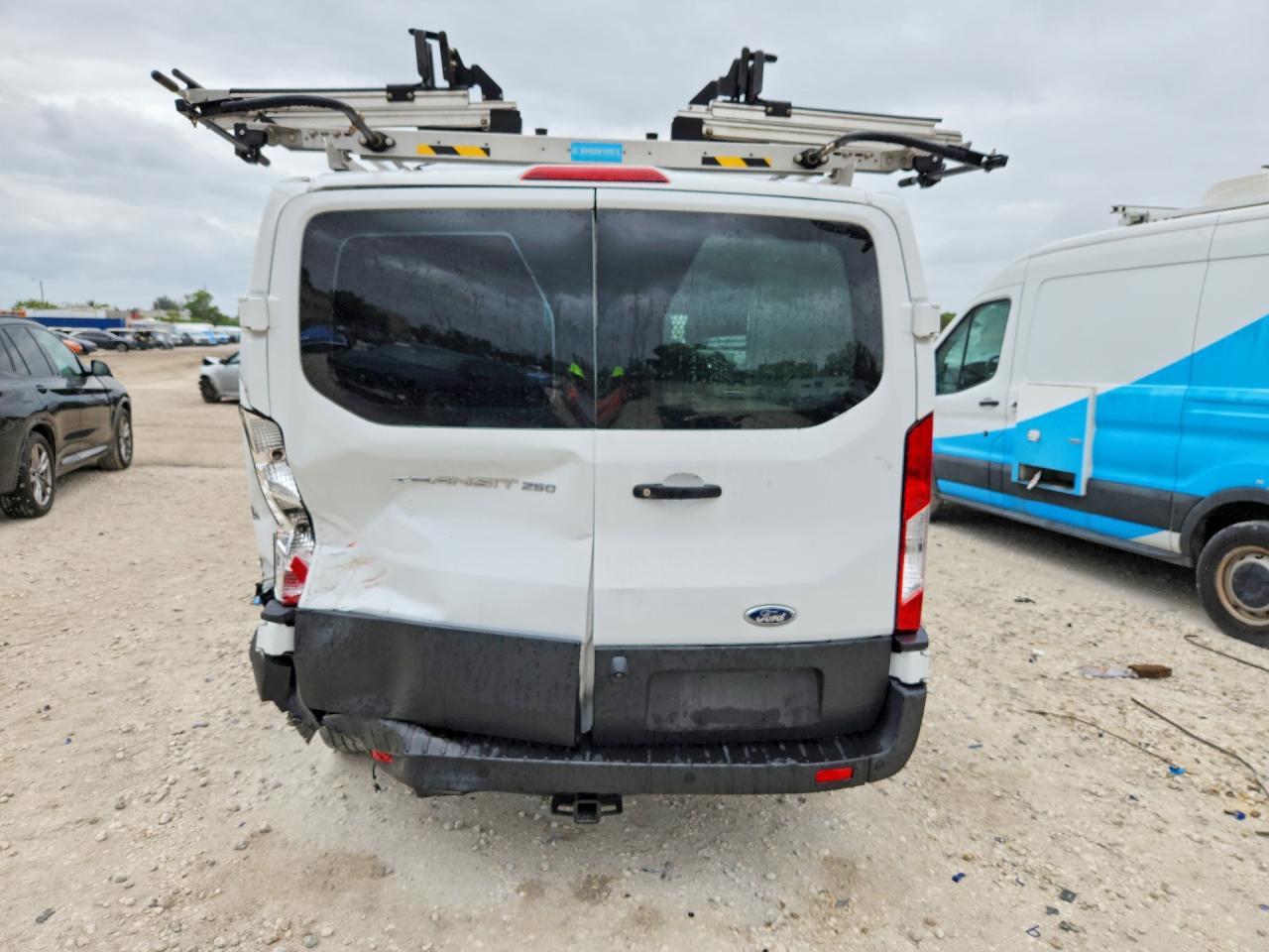 2020 FORD Transit