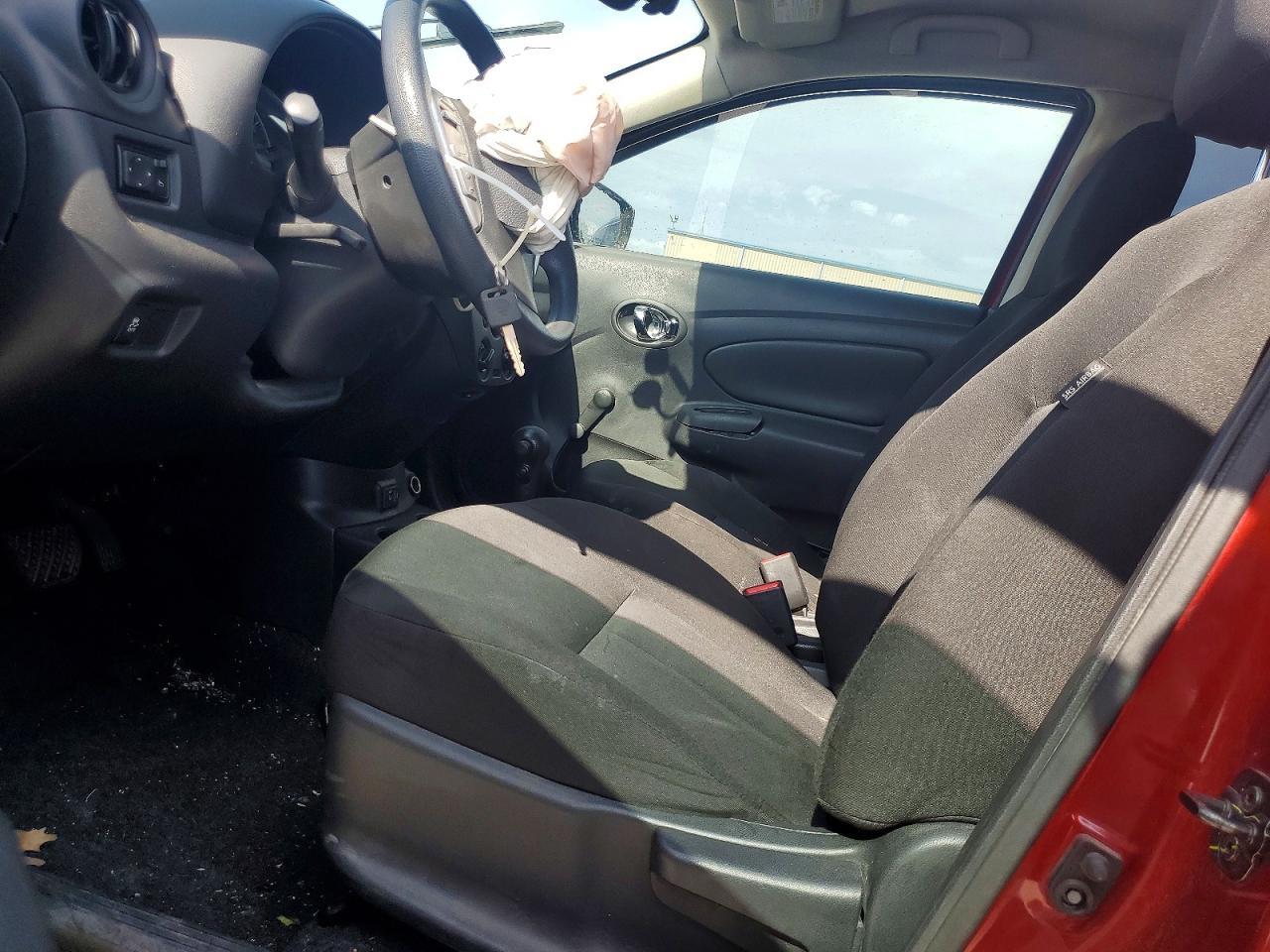 2019 NISSAN VERSA