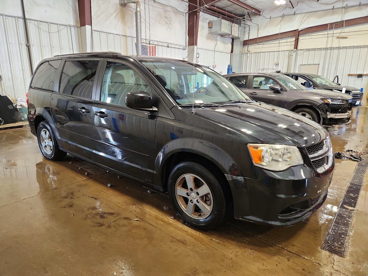 2011 DODGE GRAND CARAVAN