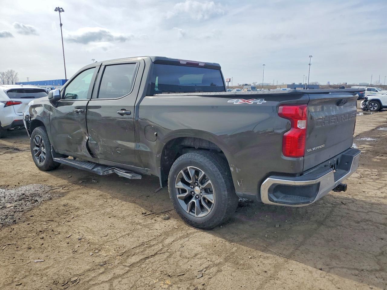 2024 CHEVROLET Silverado