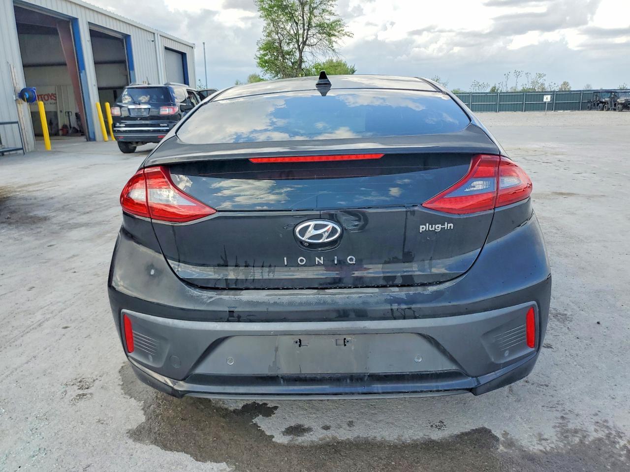 2018 HYUNDAI Ioniq