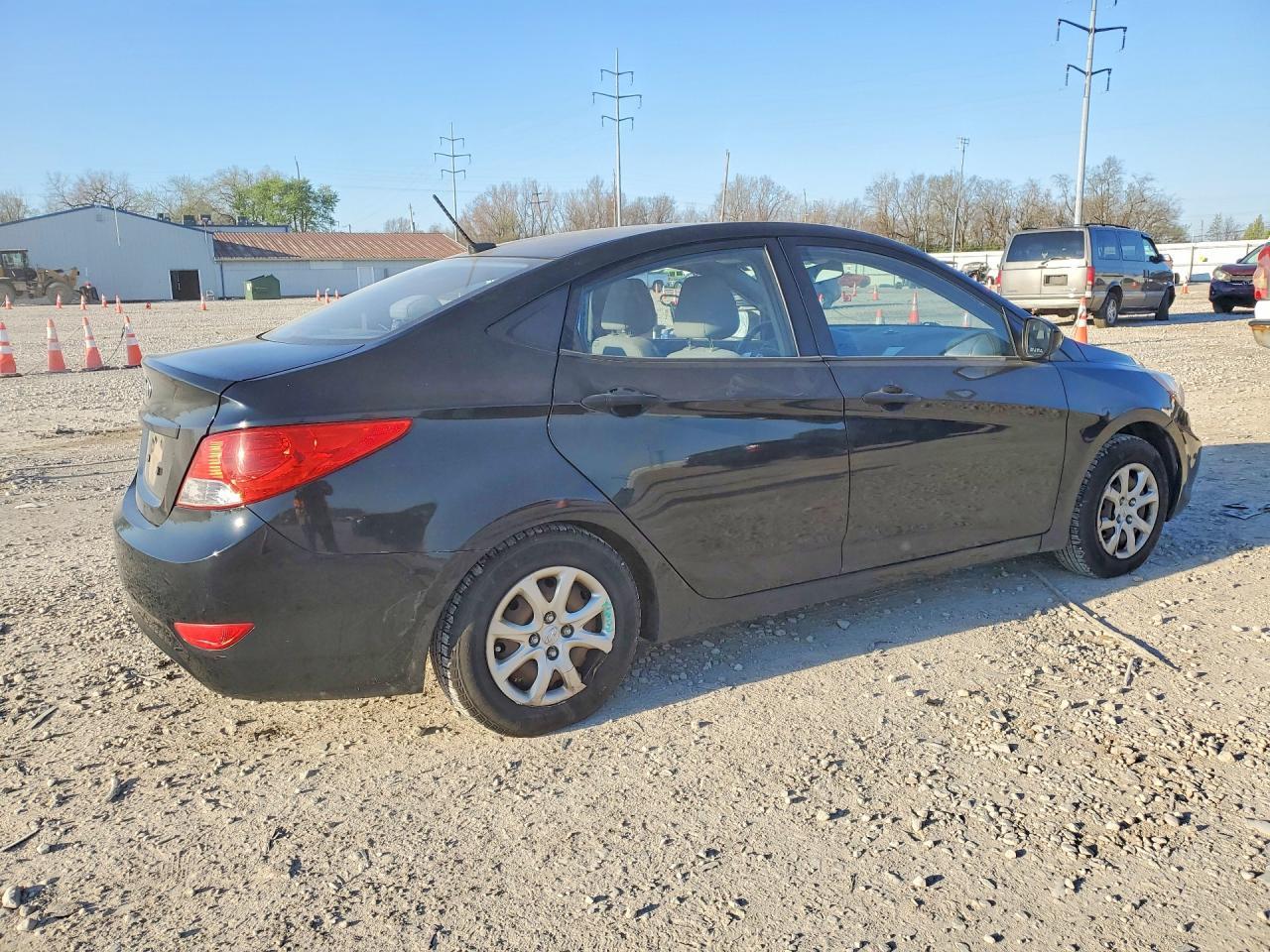 2012 HYUNDAI ACCENT
