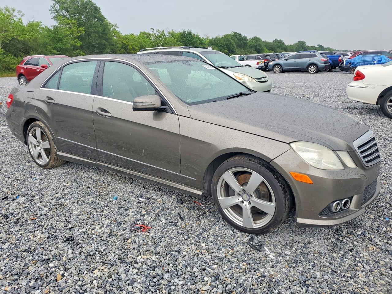 2010 MERCEDES-BENZ E-Class