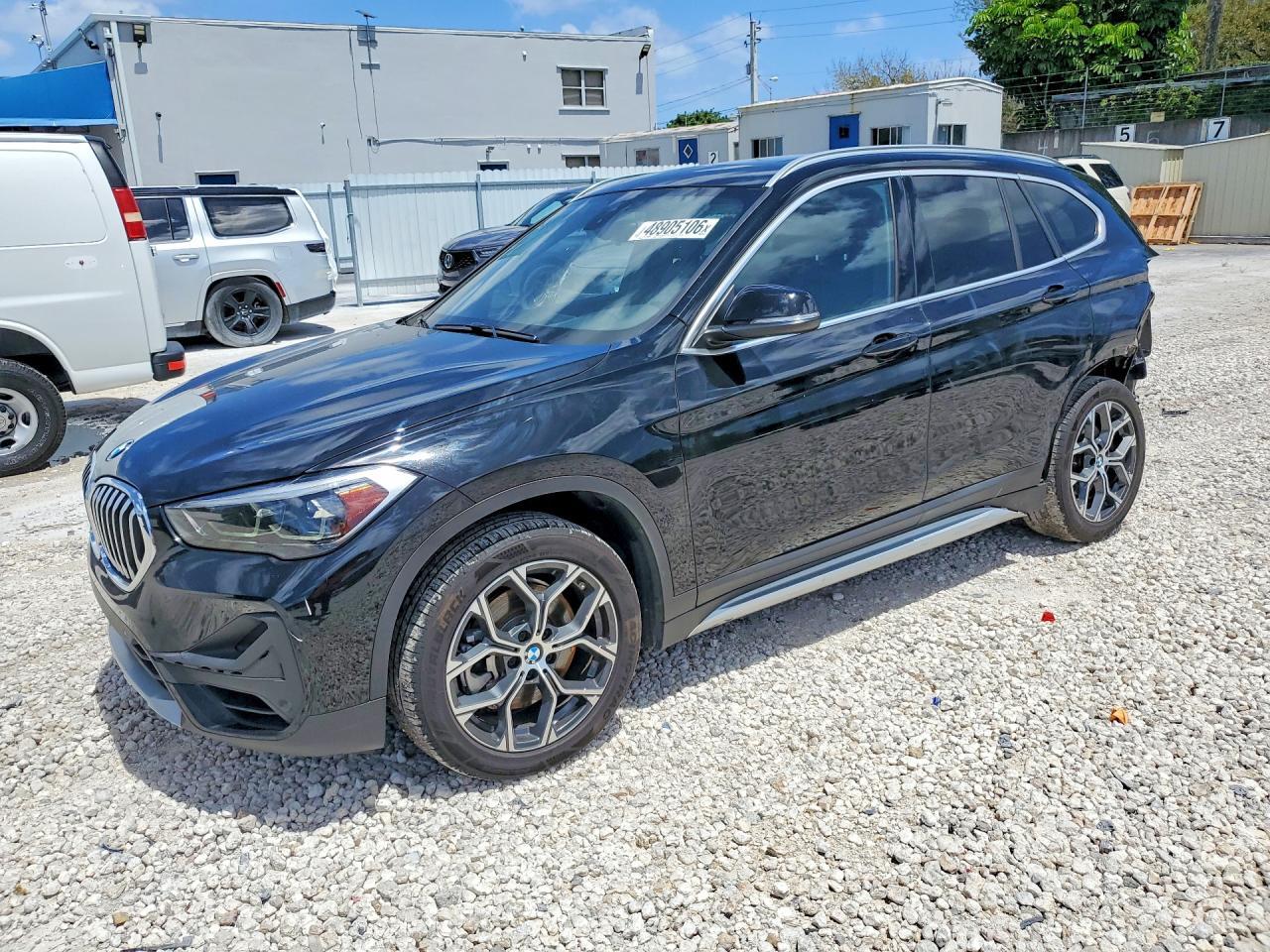 2022 BMW X1