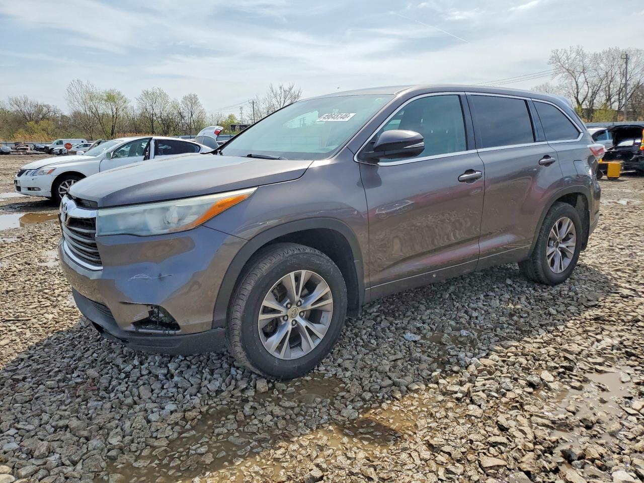 2015 TOYOTA HIGHLANDER