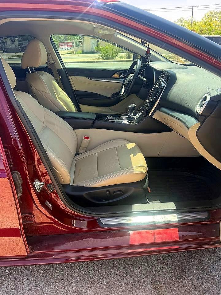 2021 NISSAN Maxima