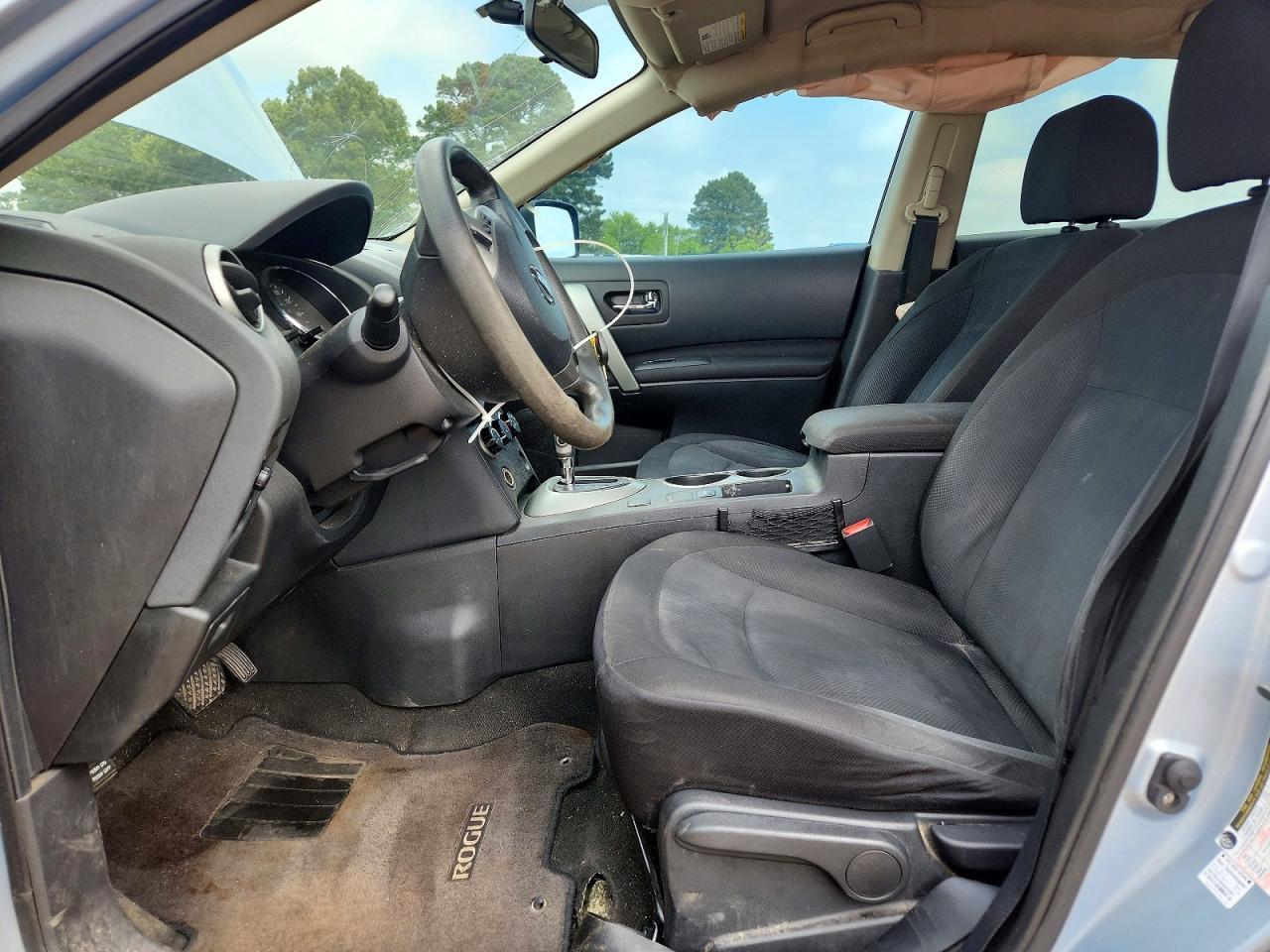2015 NISSAN ROGUE