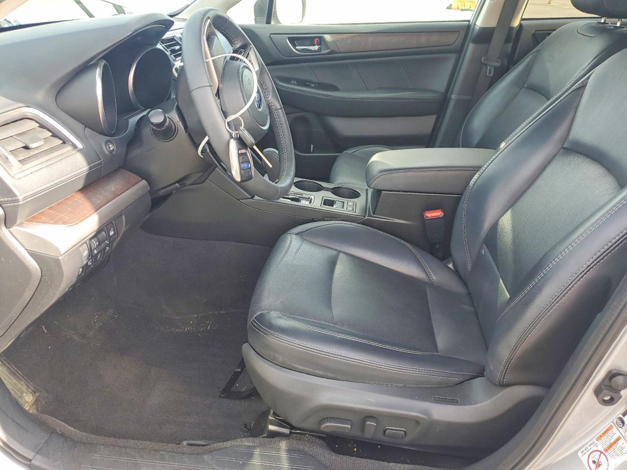 2019 SUBARU Outback