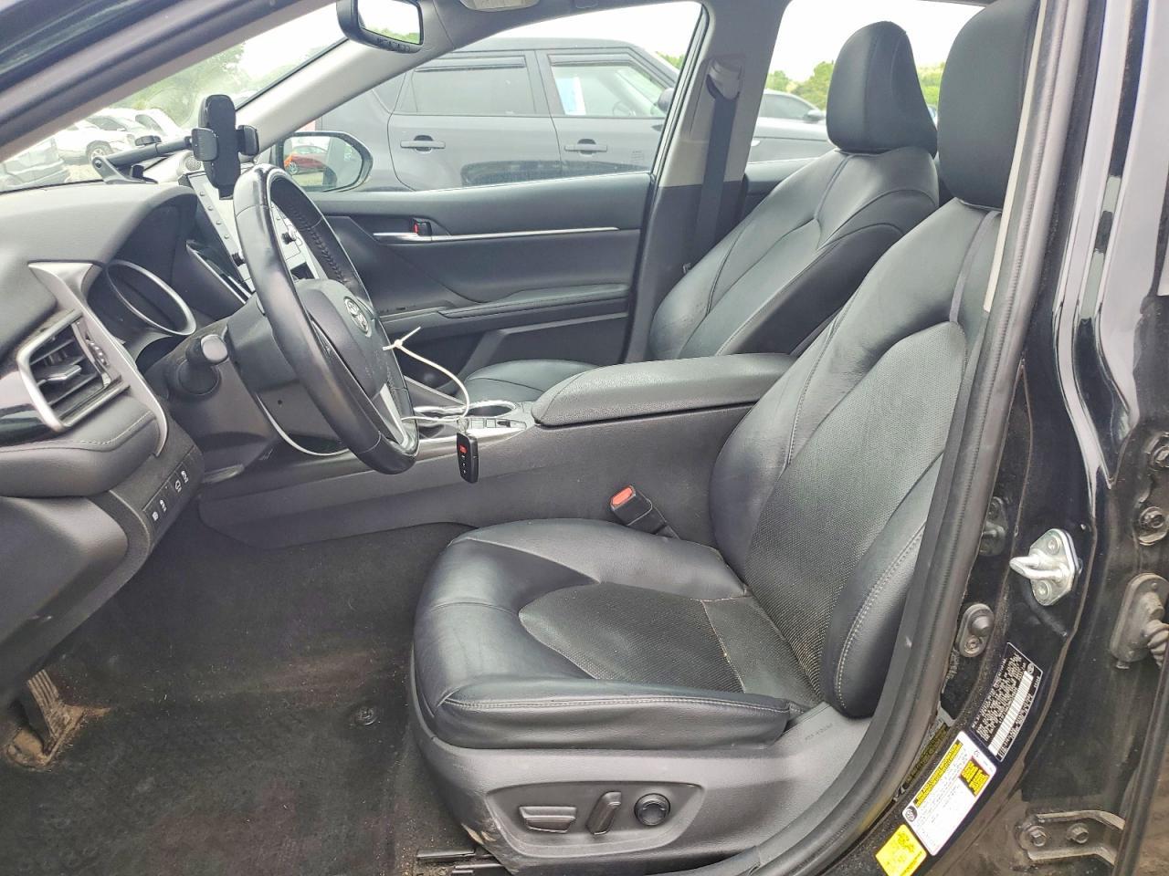 2021 TOYOTA CAMRY