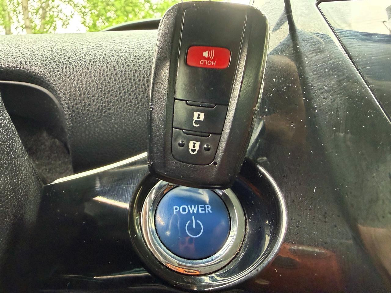 2019 TOYOTA PRIUS