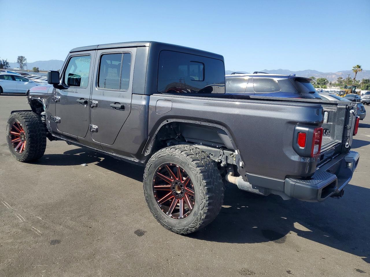 2021 JEEP Gladiator