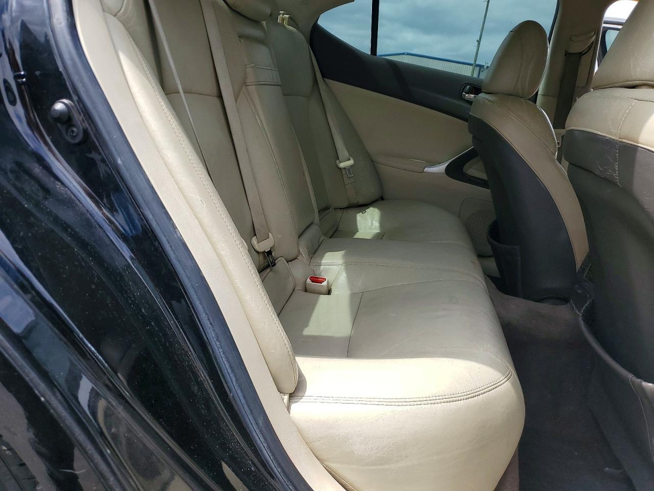 2009 LEXUS IS 250