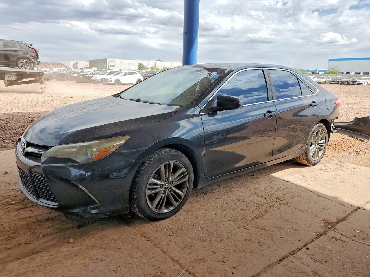 2016 TOYOTA CAMRY