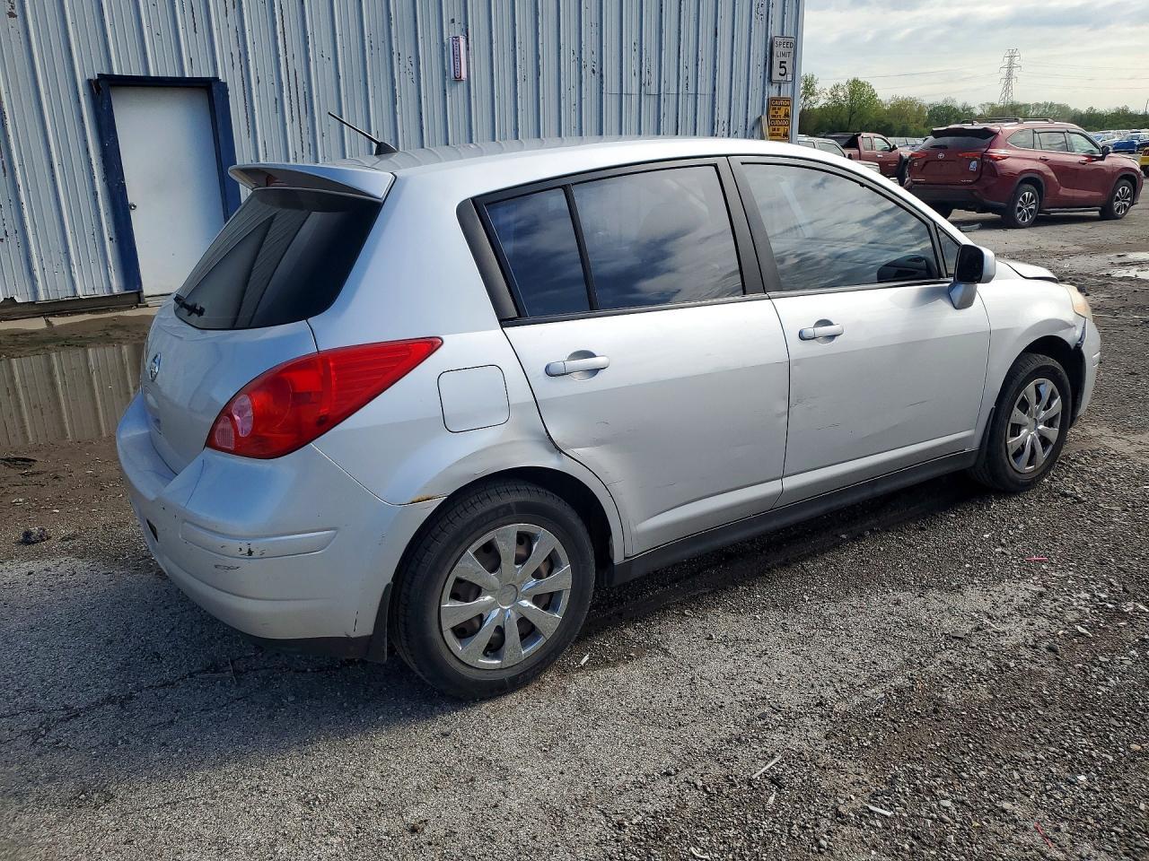 2008 NISSAN VERSA