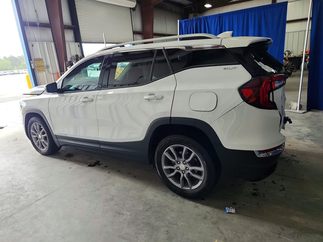 2022 GMC Terrain