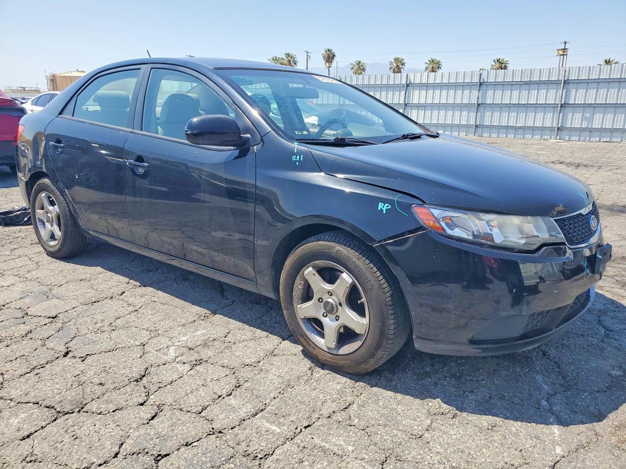 2013 KIA FORTE