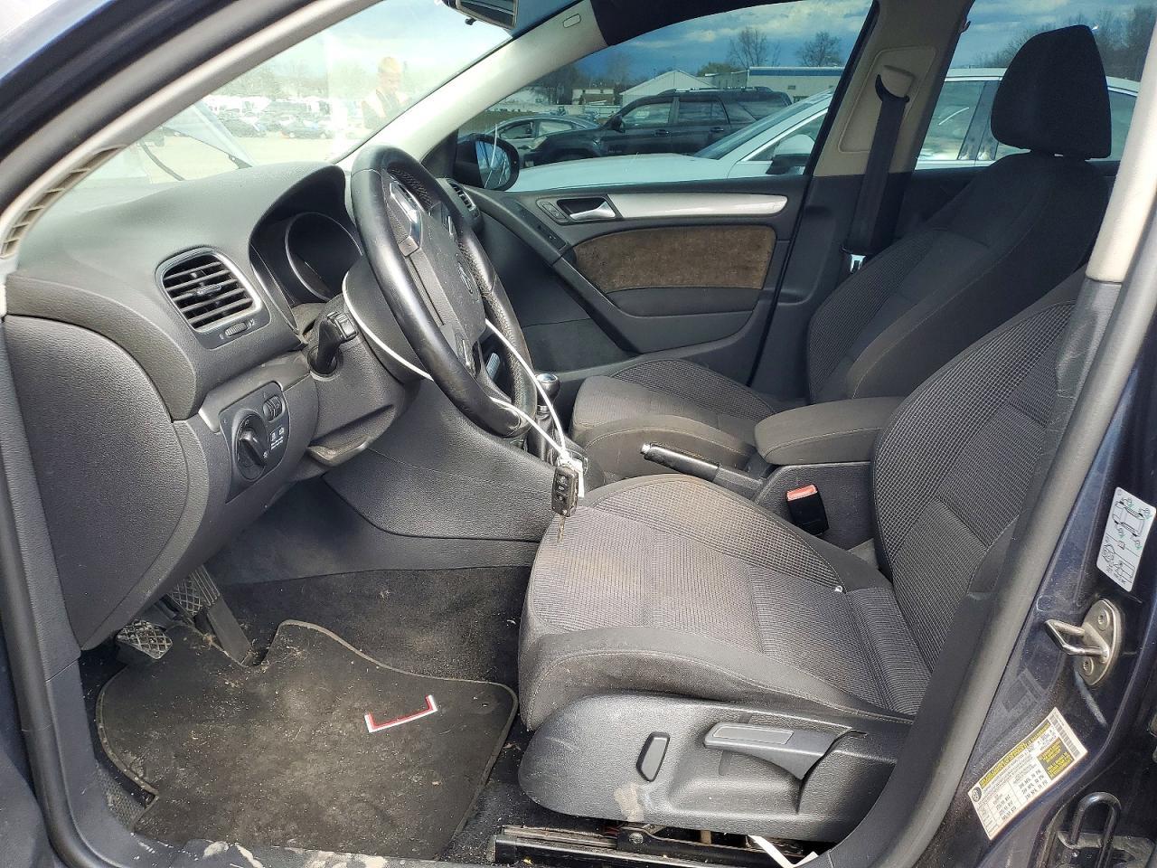 2012 VOLKSWAGEN GOLF
