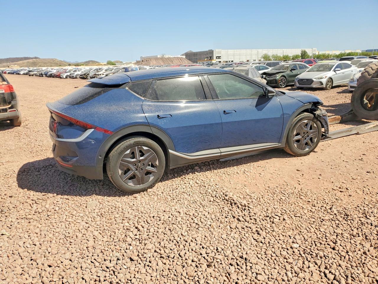 2025 KIA EV6