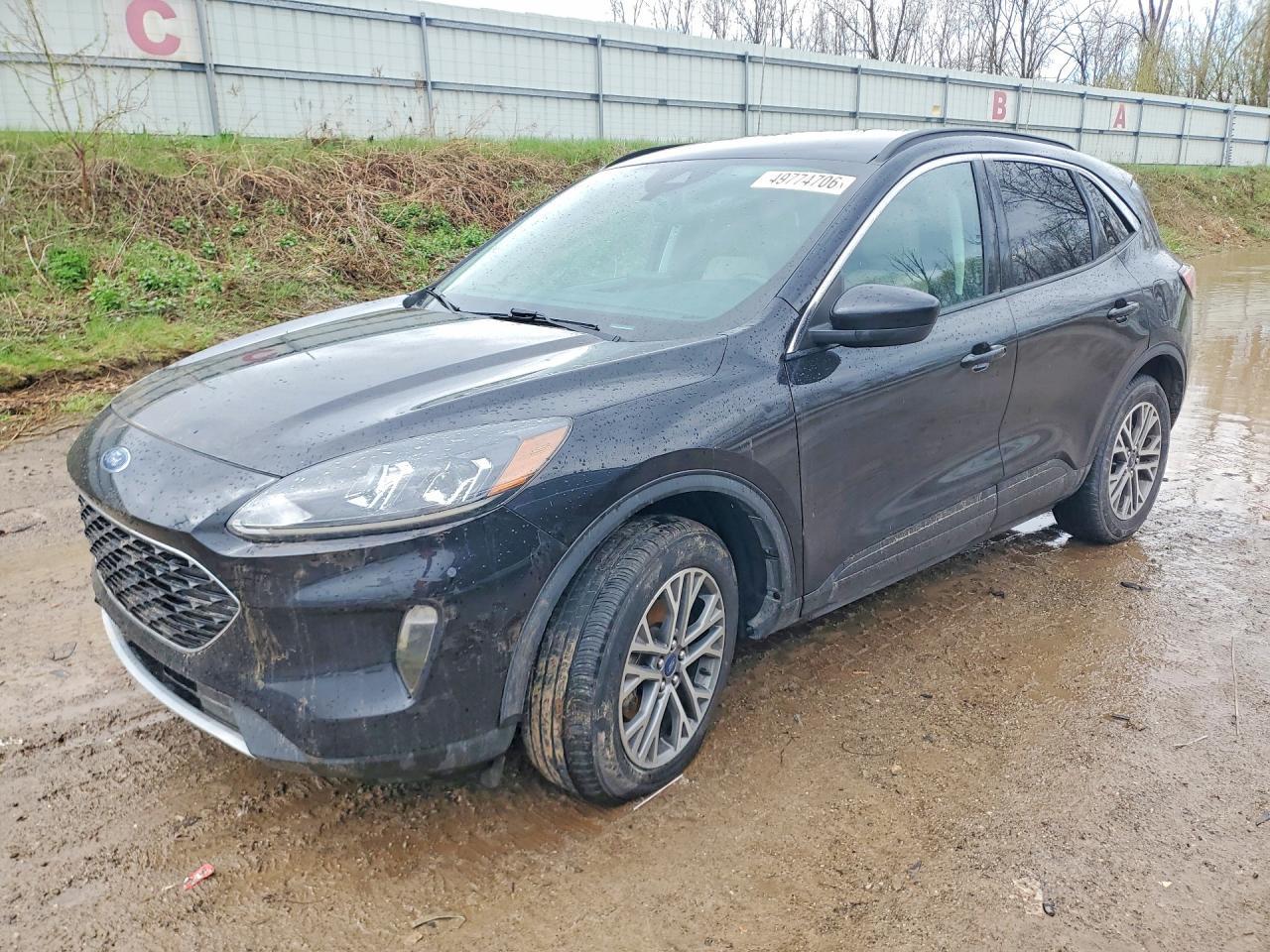 2021 FORD ESCAPE