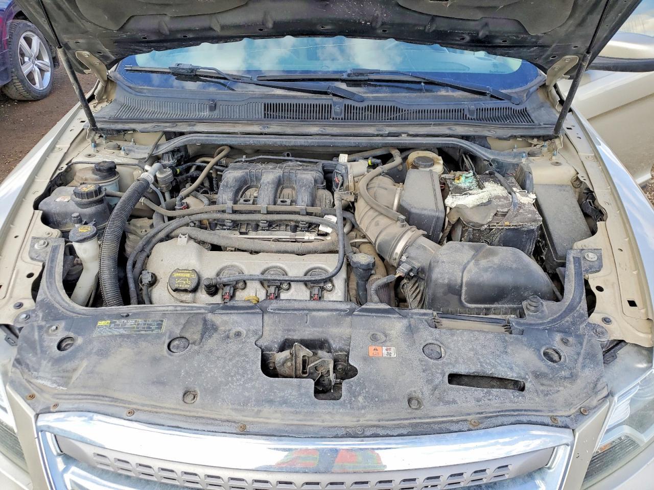 2010 FORD Taurus