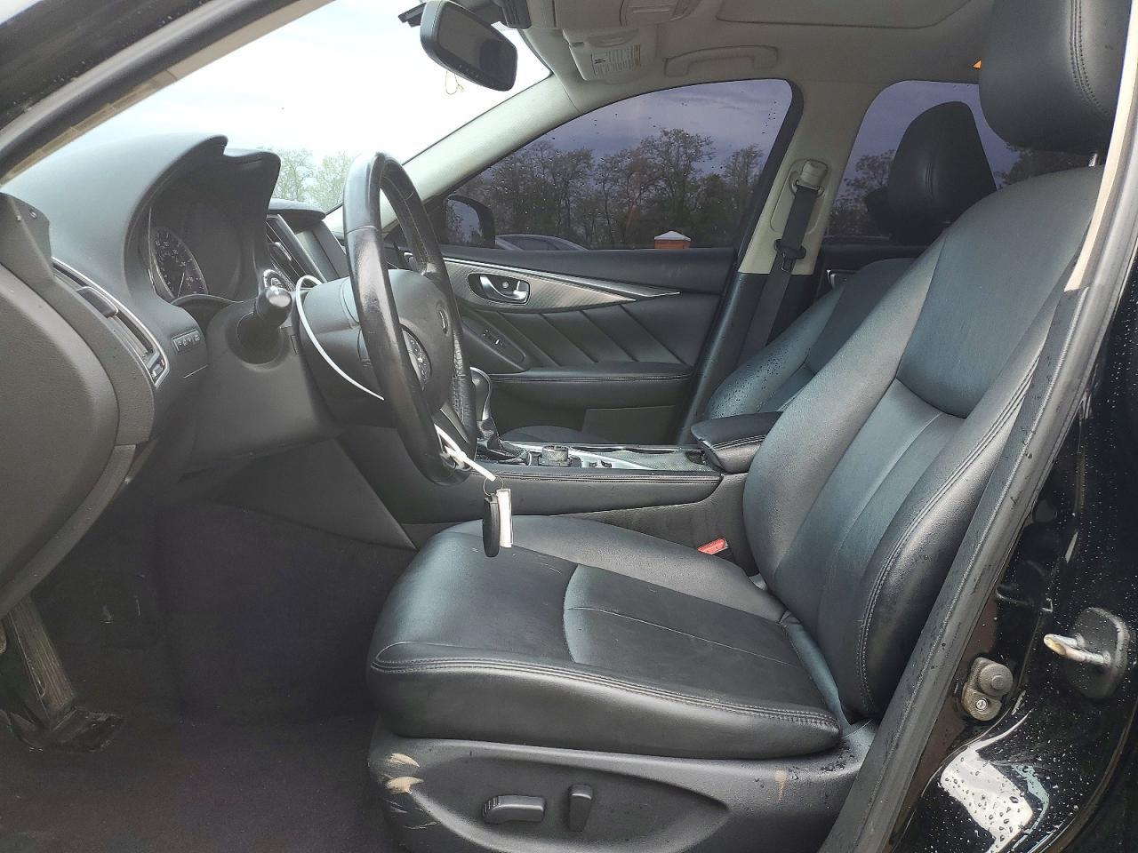 2017 INFINITI Q50