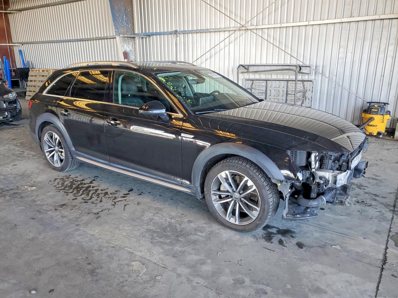 2017 AUDI A4 allroad