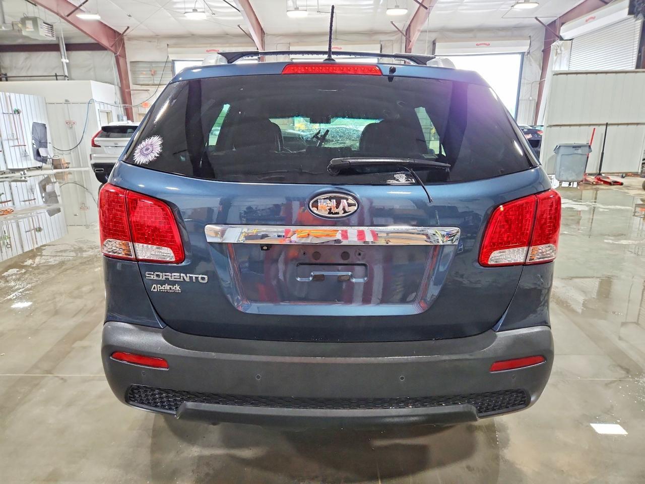 2011 KIA SORENTO