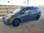 2004 TOYOTA SIENNA
