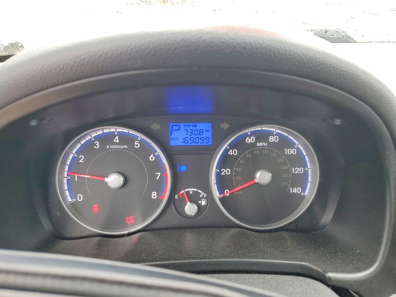 2010 HYUNDAI ACCENT